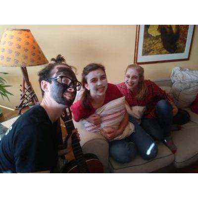 Facemasks before thanksgiving dinner with Anna, Mitch and Sara!
