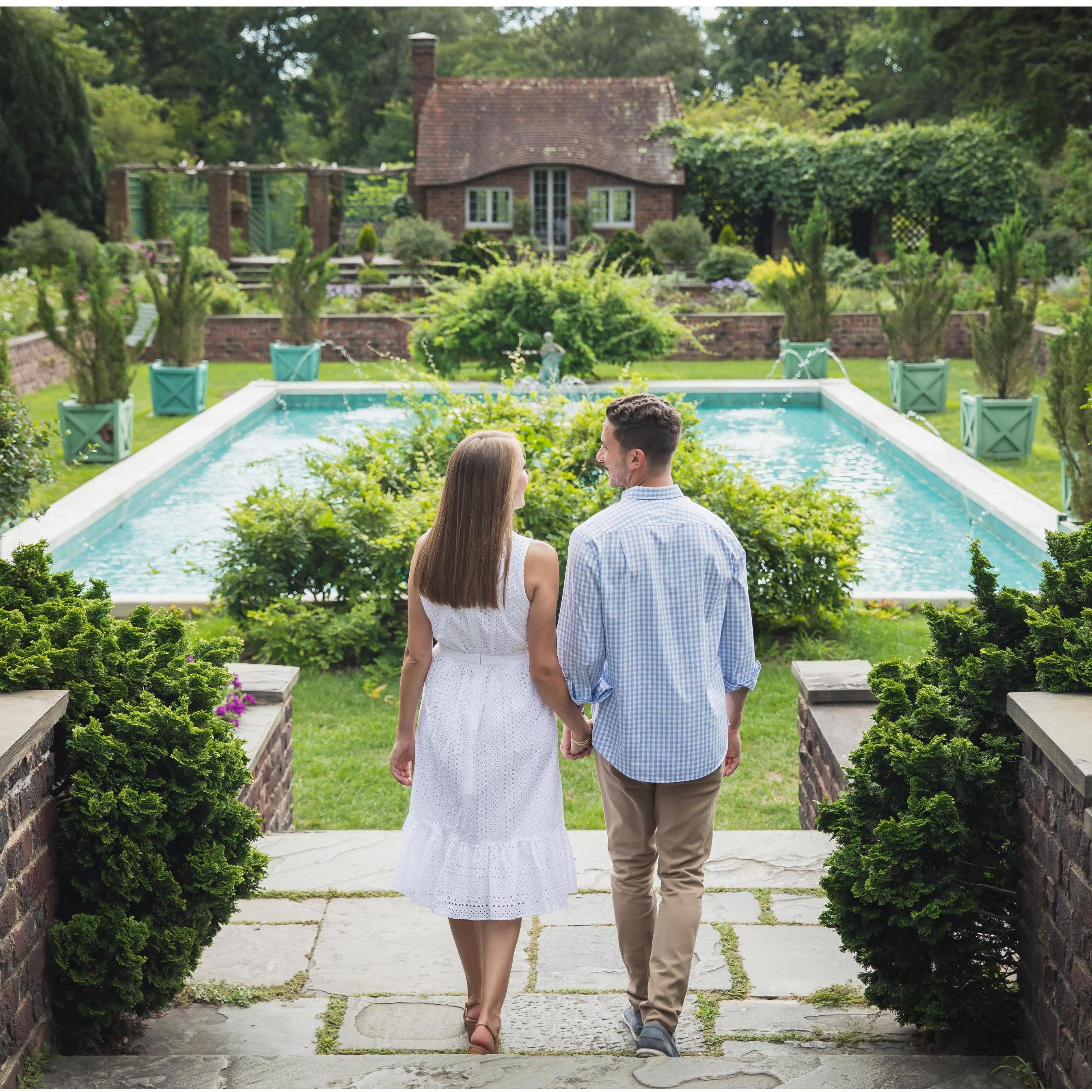 Engagement photos at Planting Fields - August 2020