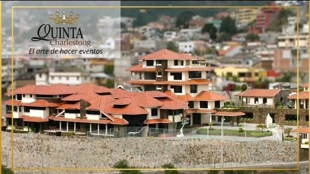 The Wedding Website of Sarahi V- L and Christian S- S