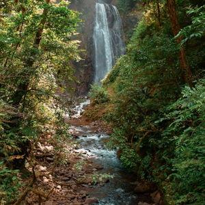 Honeymoon Activity - El Tigre Waterfall Hike