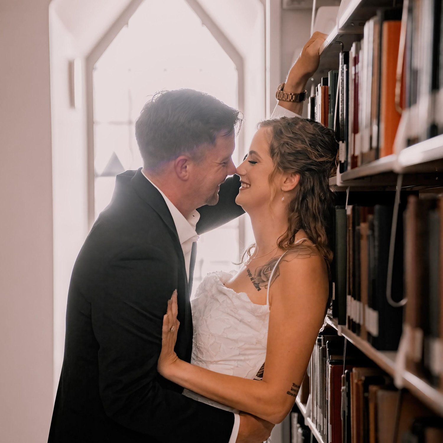 Engagement pictures at Agnes Scott's library