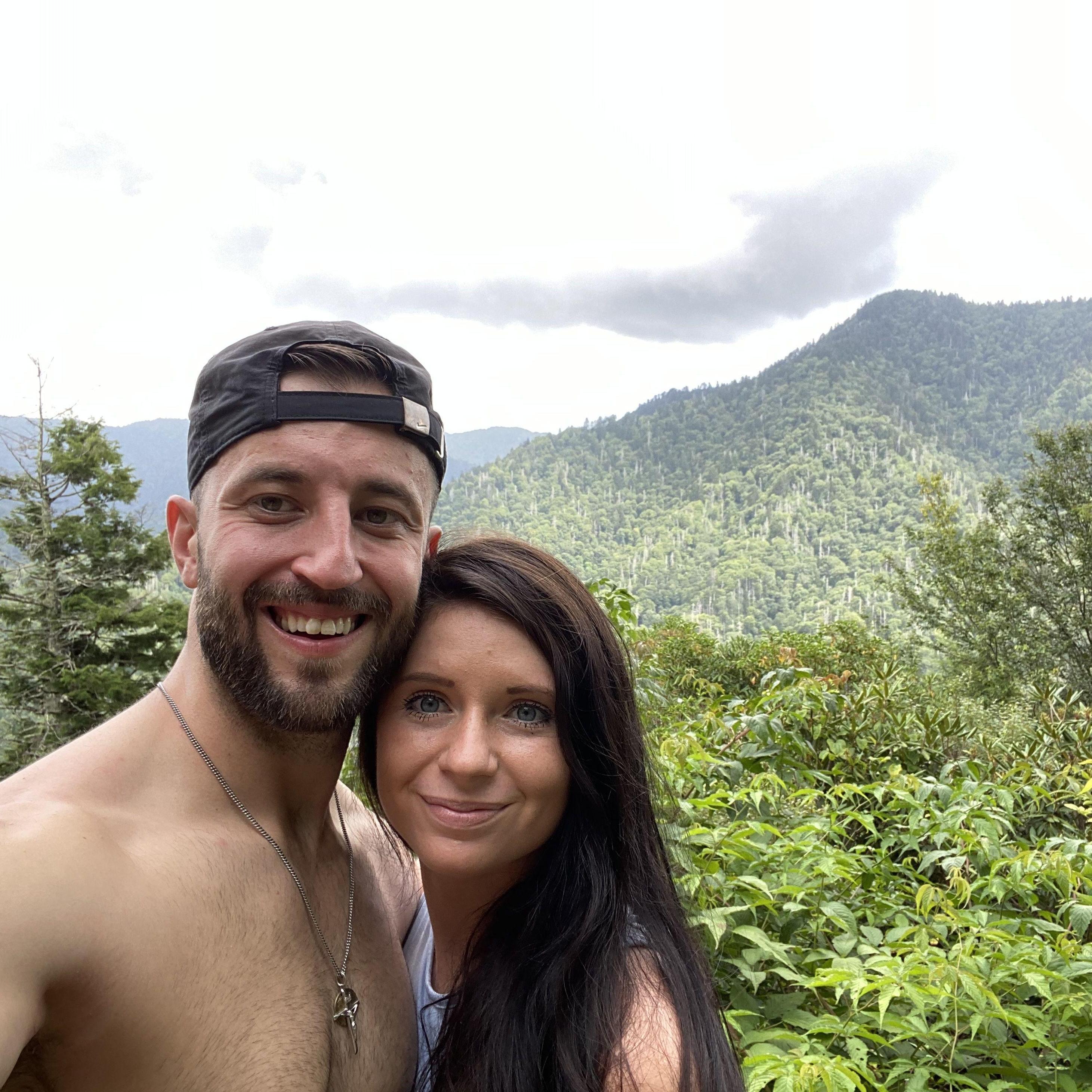 Gatlinburg, Tennessee - 2019

Chimney Top Trail