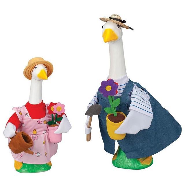 Fox Valley Traders Gaggleville Gardener Large & Baby Outfits Bundle