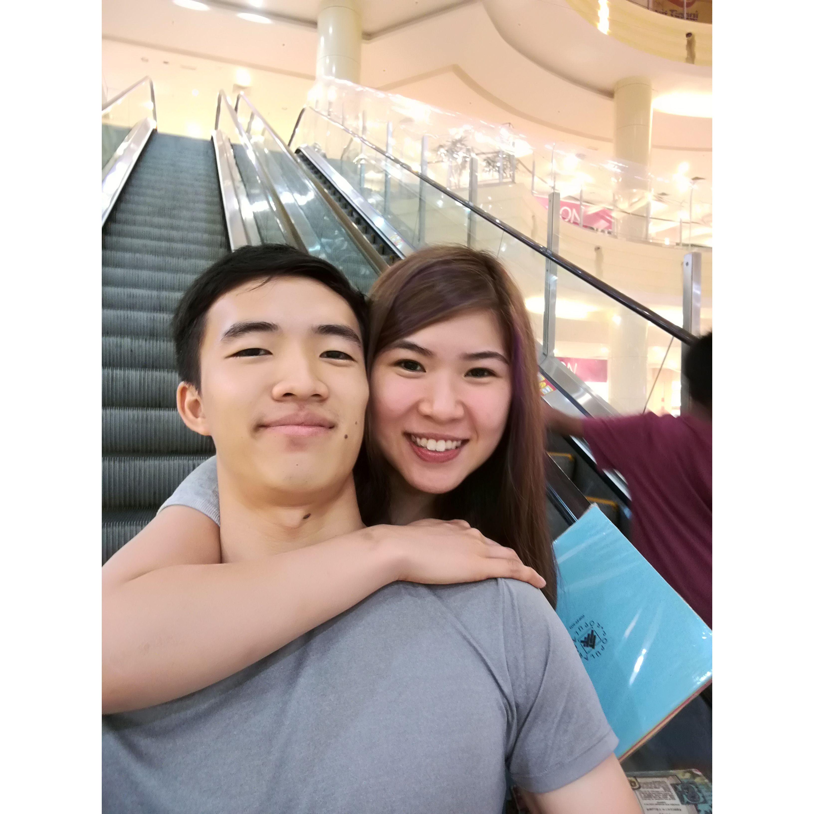 Jie-Han worming his way to Rachel's heart. Singapore trip 2017