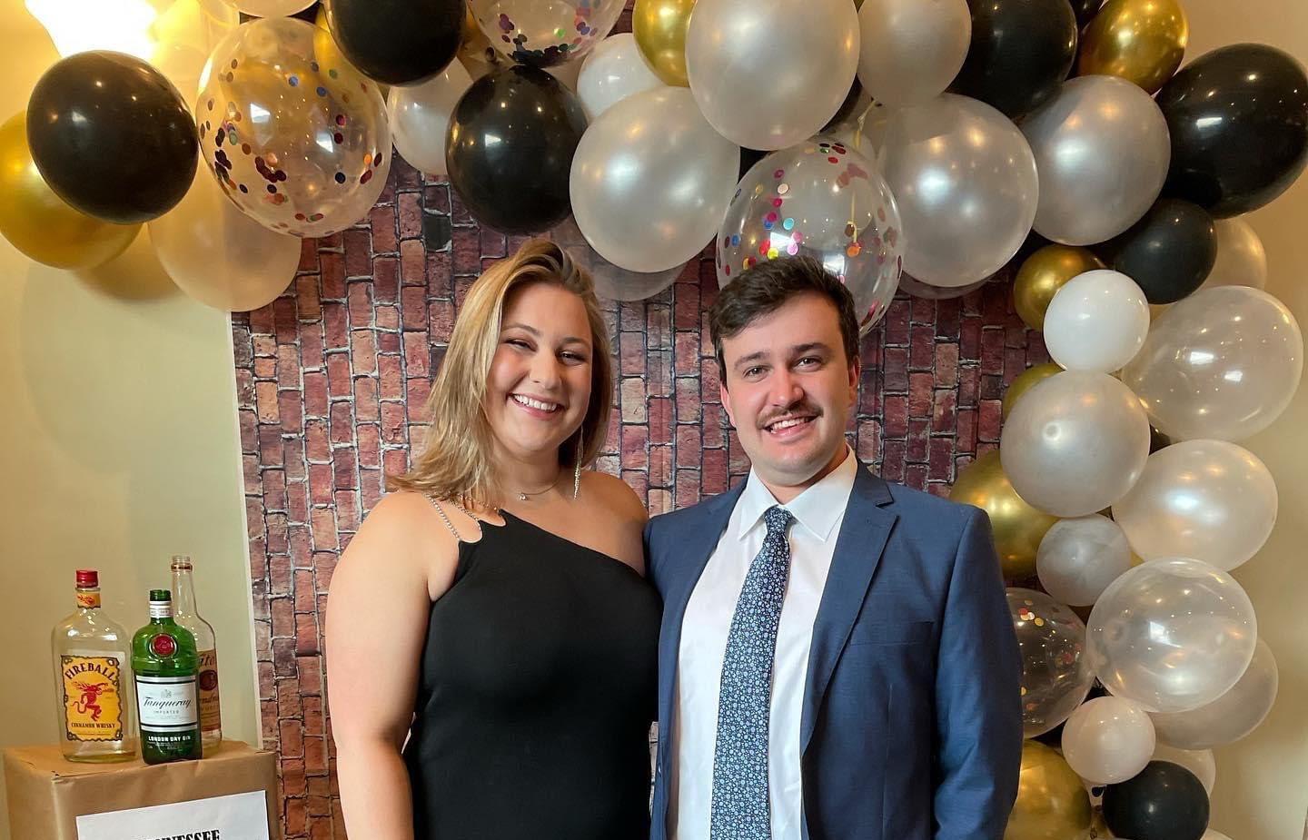 The Wedding Website of Lindsay Savage and Alex Savage