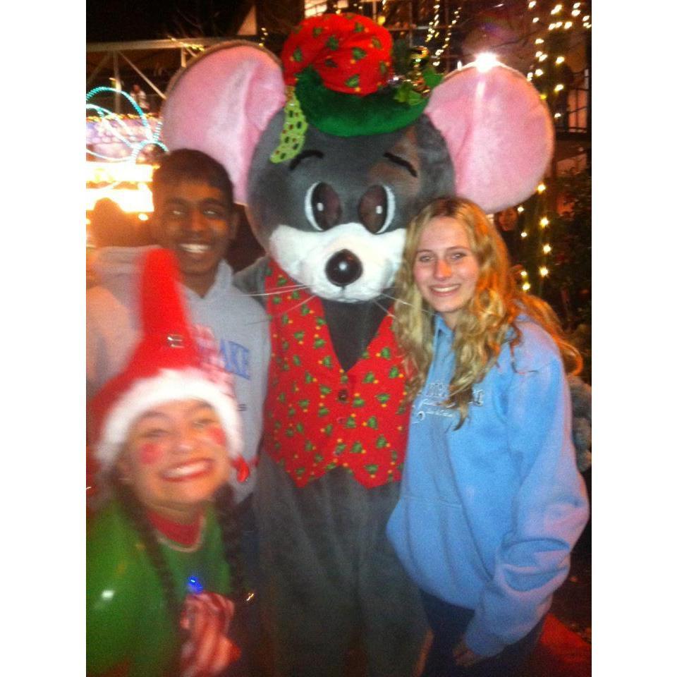 Love Snowflake Lane in Bellevue!