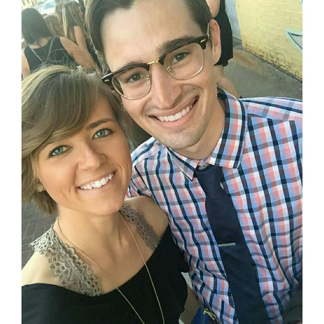 Right before we stuffed our faces with delicious Mexican food in celebration of Lanie's graduation, because she's smart! 5/17