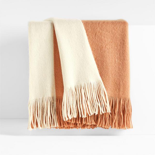 Tepi 70"x55" Blush Throw Blanket