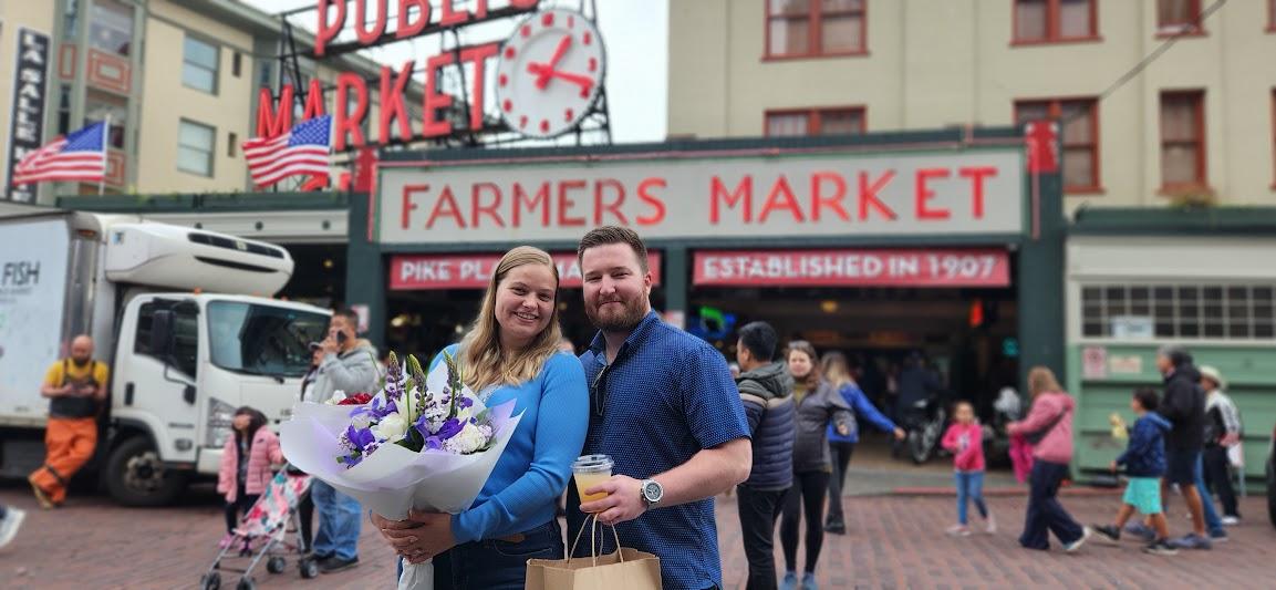 The Wedding Website of Sarah Farrell and Travis Cunningham
