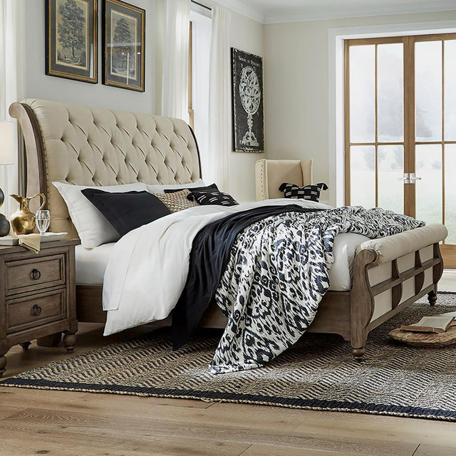 King Sleigh bed