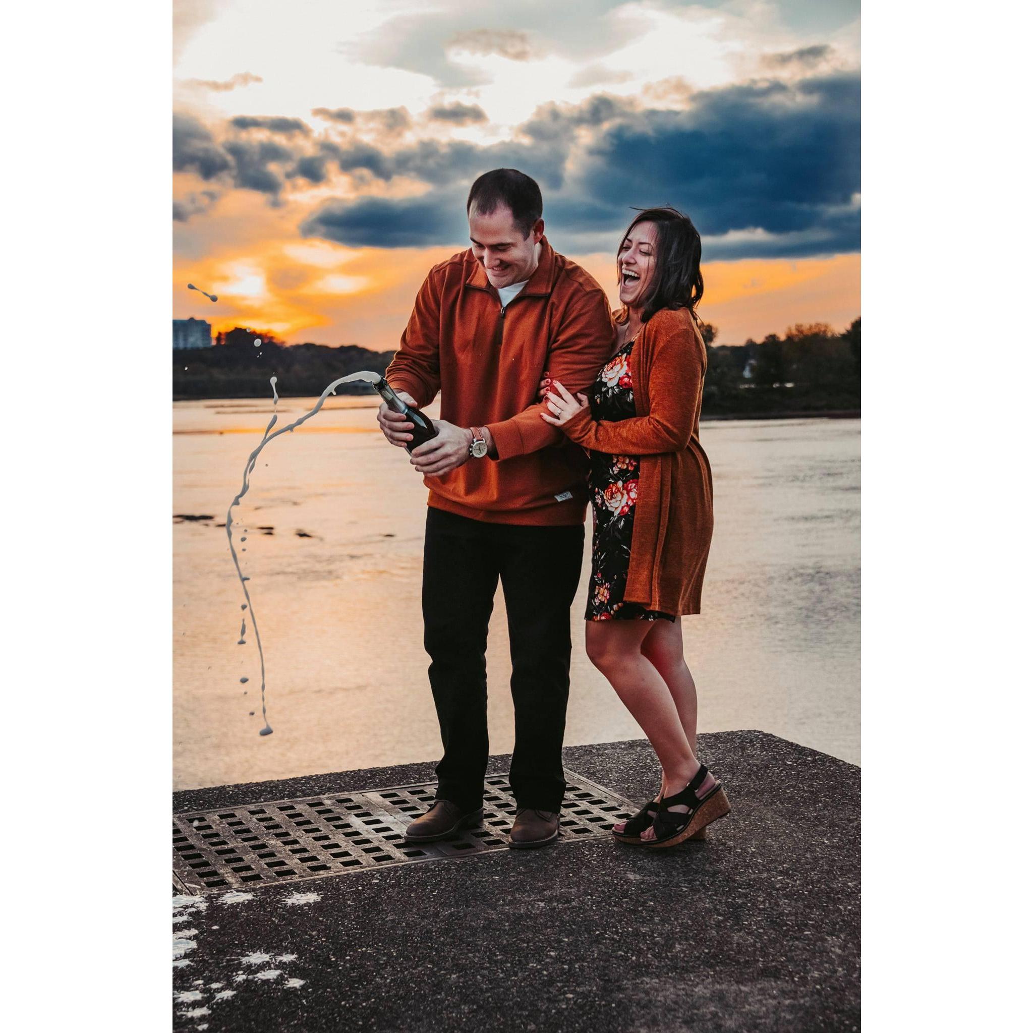 Engagement photos by Rachelle Horning Photography