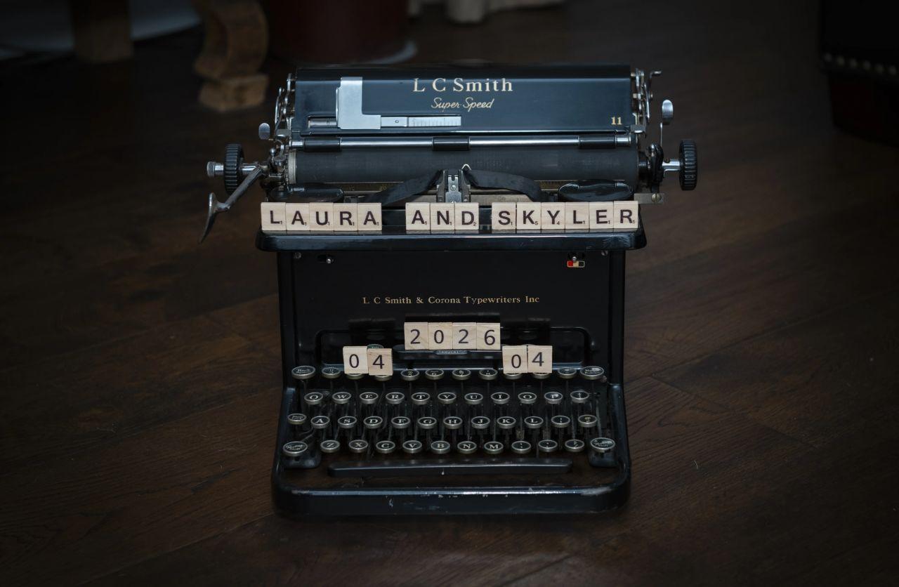 The Wedding Website of Laura Ferret and Skyler Gray