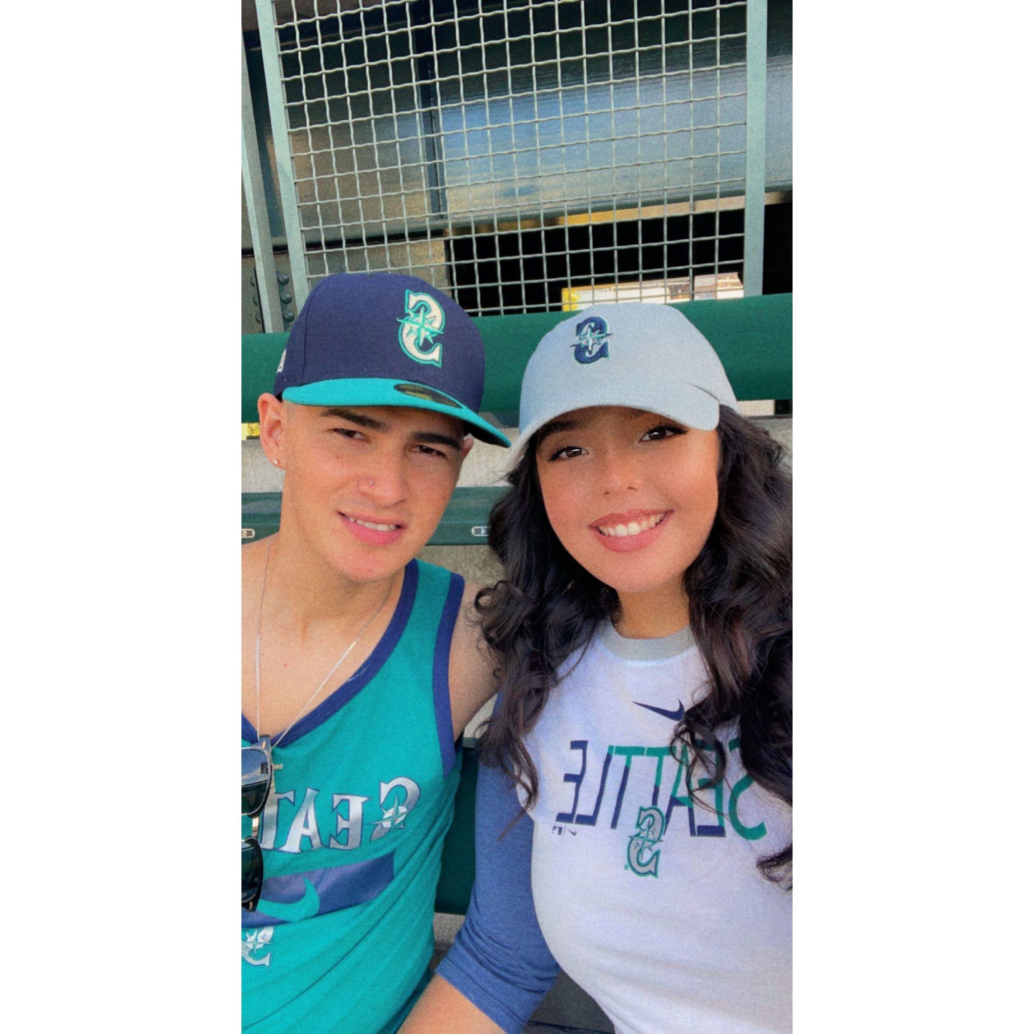 First Mariners game! Primer juego de los Marineros!