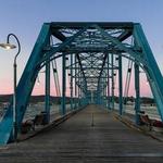 Walnut Street Bridge