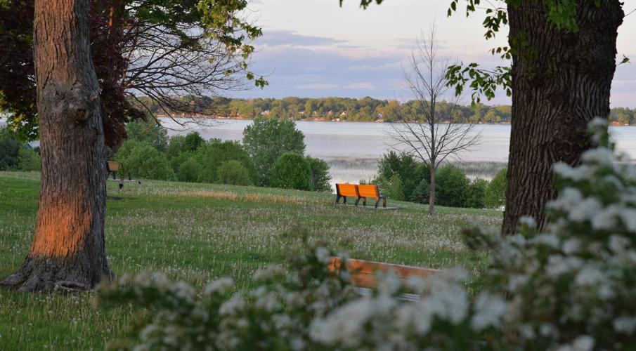The Wedding Website of Erin Godbout and Daniel Godbout