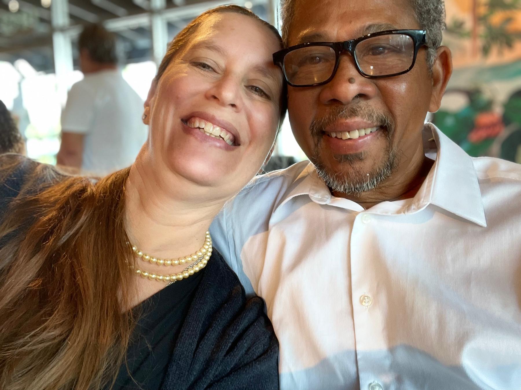 A selfie at Starbucks in Aventura!
