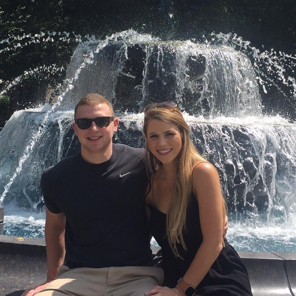 A year of long-distance! Brad was working in Cincinnati and I was doing my dietetic internship in Mississippi - Nashville was our halfway point!