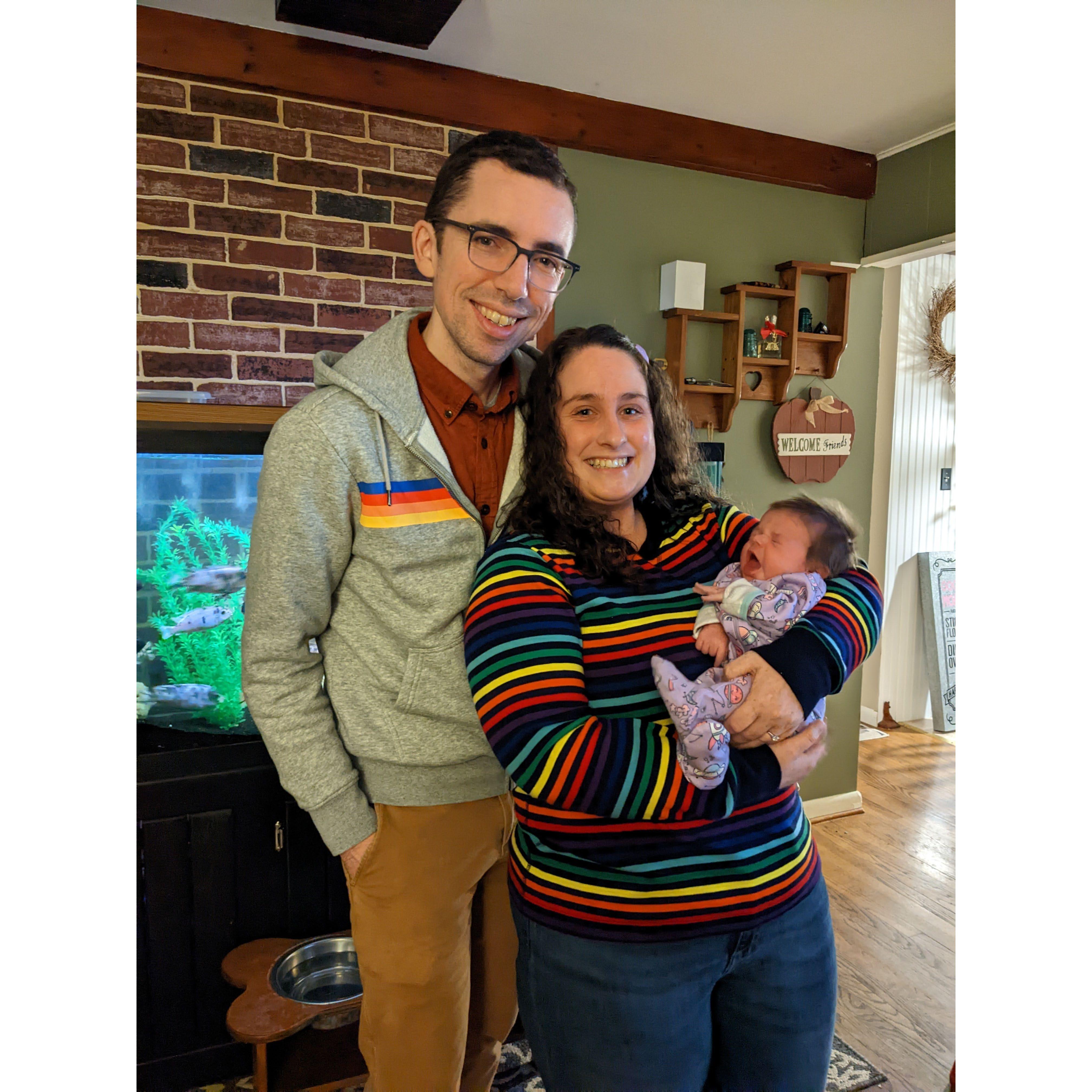 November 2022 - Uncle Forrest & Auntie Liv meeting Molly