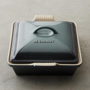 Le Creuset Heritage Stoneware Shallow Square Covered Baker