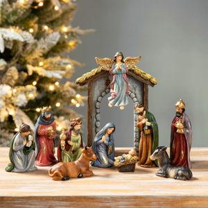 Raina and Jack’s Family Nativity Scene!