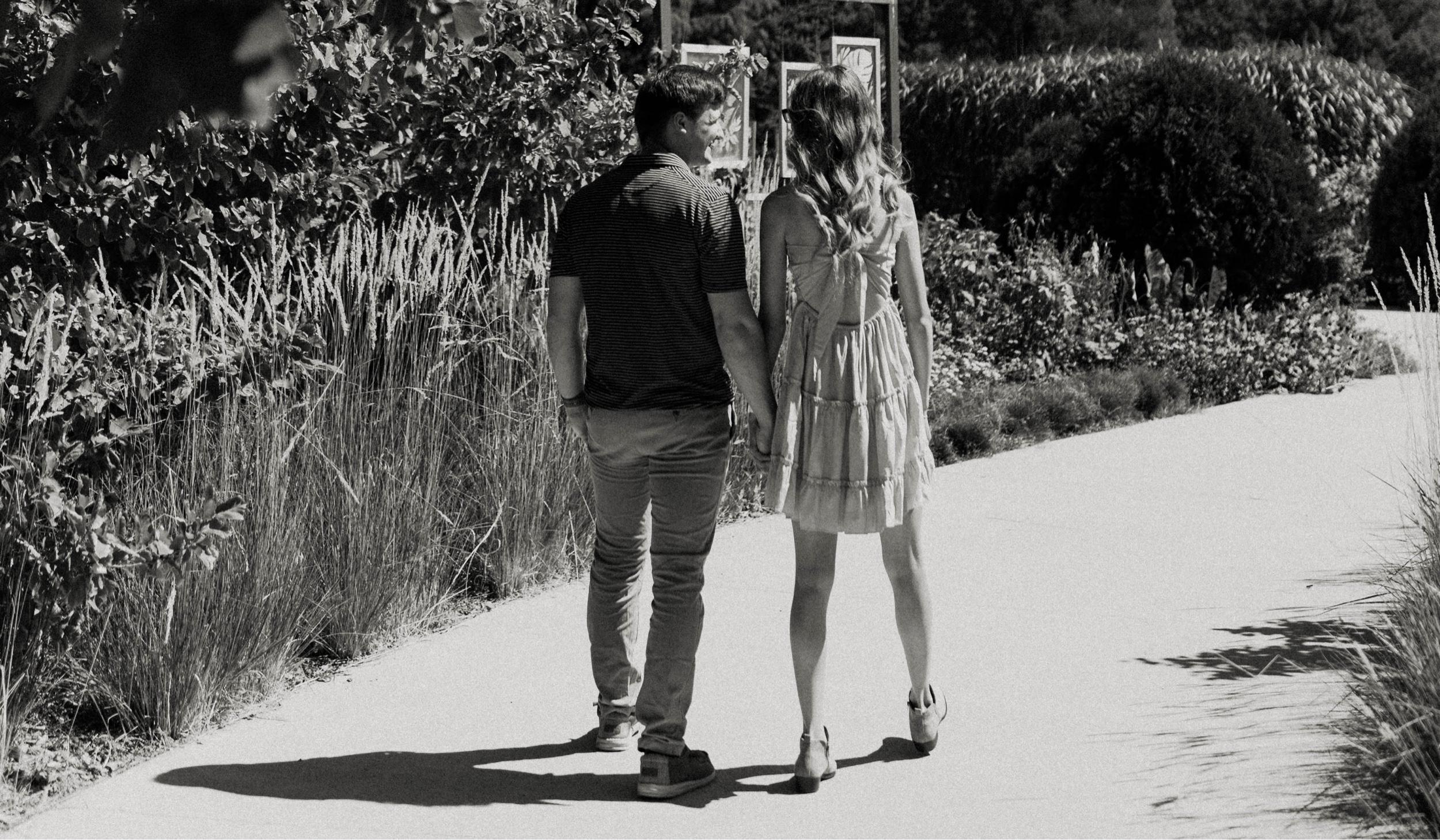 The Wedding Website of Gillian Davis and Dj Thompson