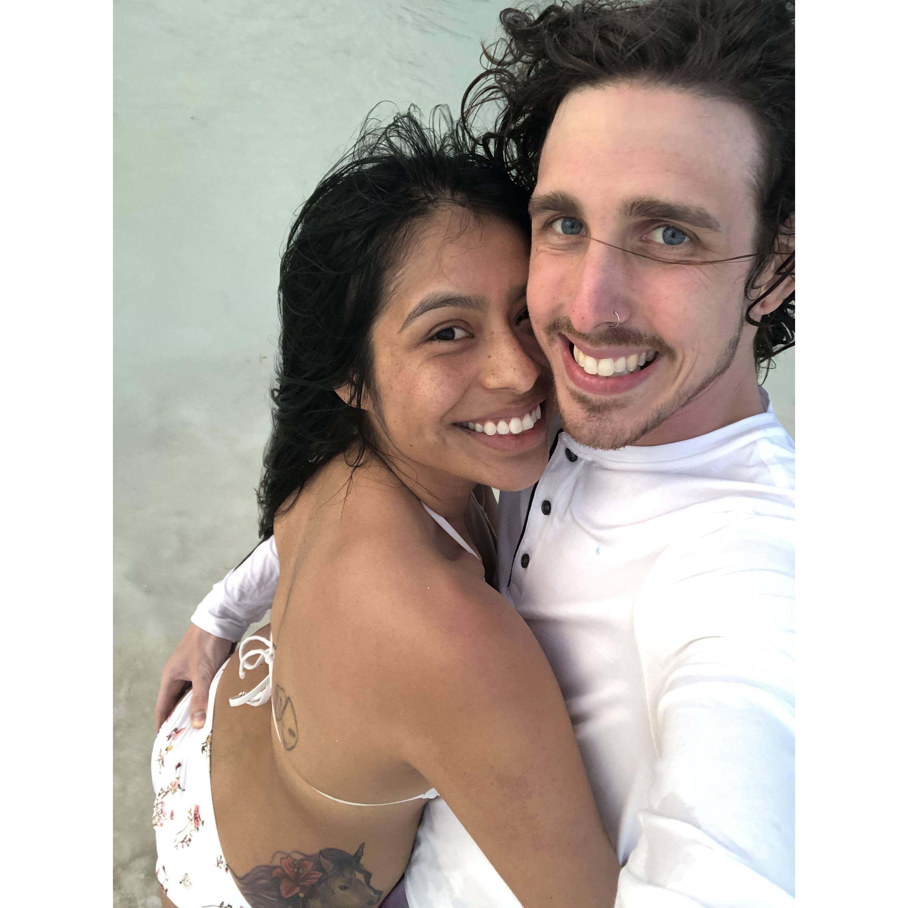 Tyler Grabbin' Booty! Isla Mujeres  Feb '21
