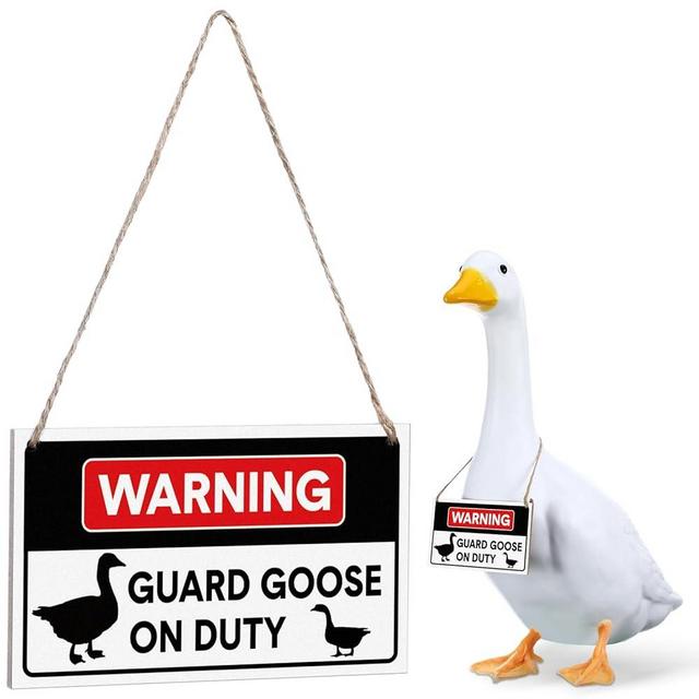 Tioncy 1 Set Porch Goose Sign Warning Guard Goose on Duty Sign 6 X3.5 Inch for Yard Porch Lawn Accessories Decor(Classic Style)