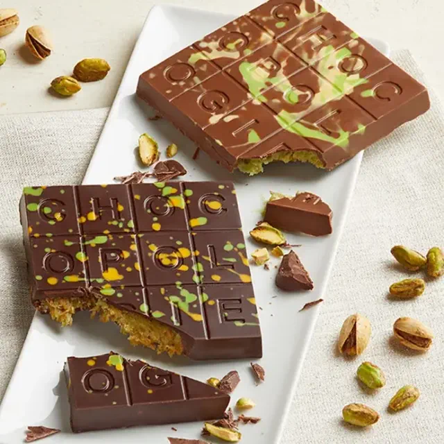 Dubai Chocolate Bars by Knipschildt
