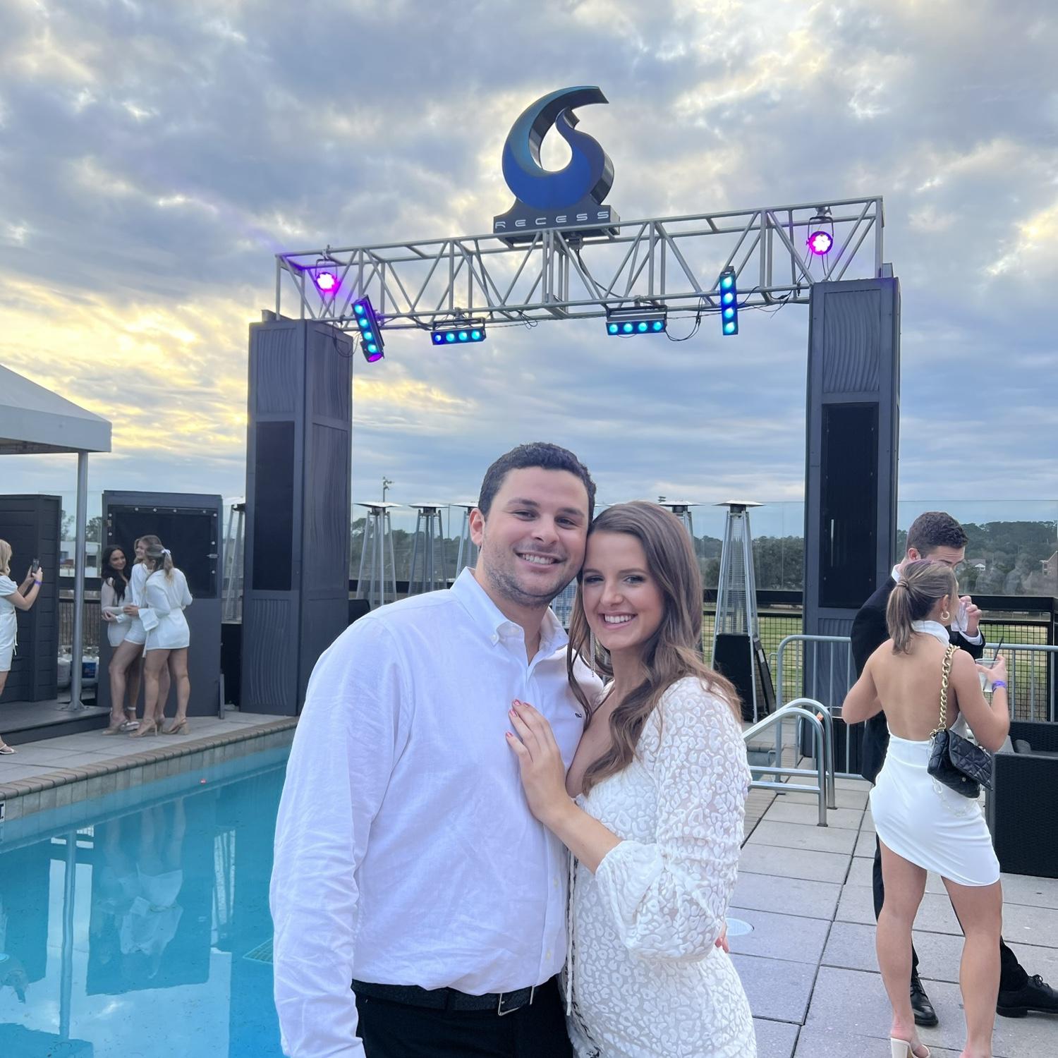 Savannah’s last Pi Phi semi formal 2022!