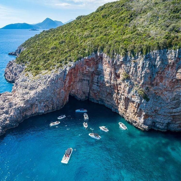 Honeymoon Excursion: Montenegro Blue Caves Private Boat Tour