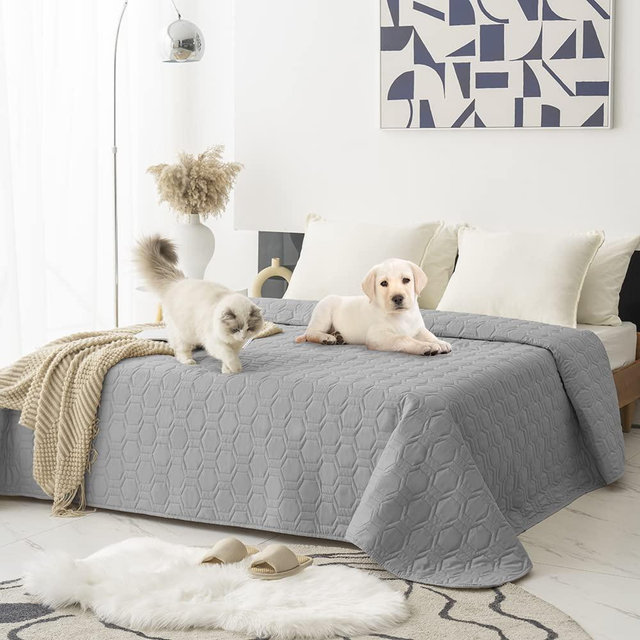 Tcksstex Waterproof and Anti-Slip Dog Bed Cover and Pet Blanket Sofa Pet Bed Mat ，car Incontinence Mattress Protectors Furniture Couch Cover for Most Cats Dogs, Pets（82x82- Light Grey）