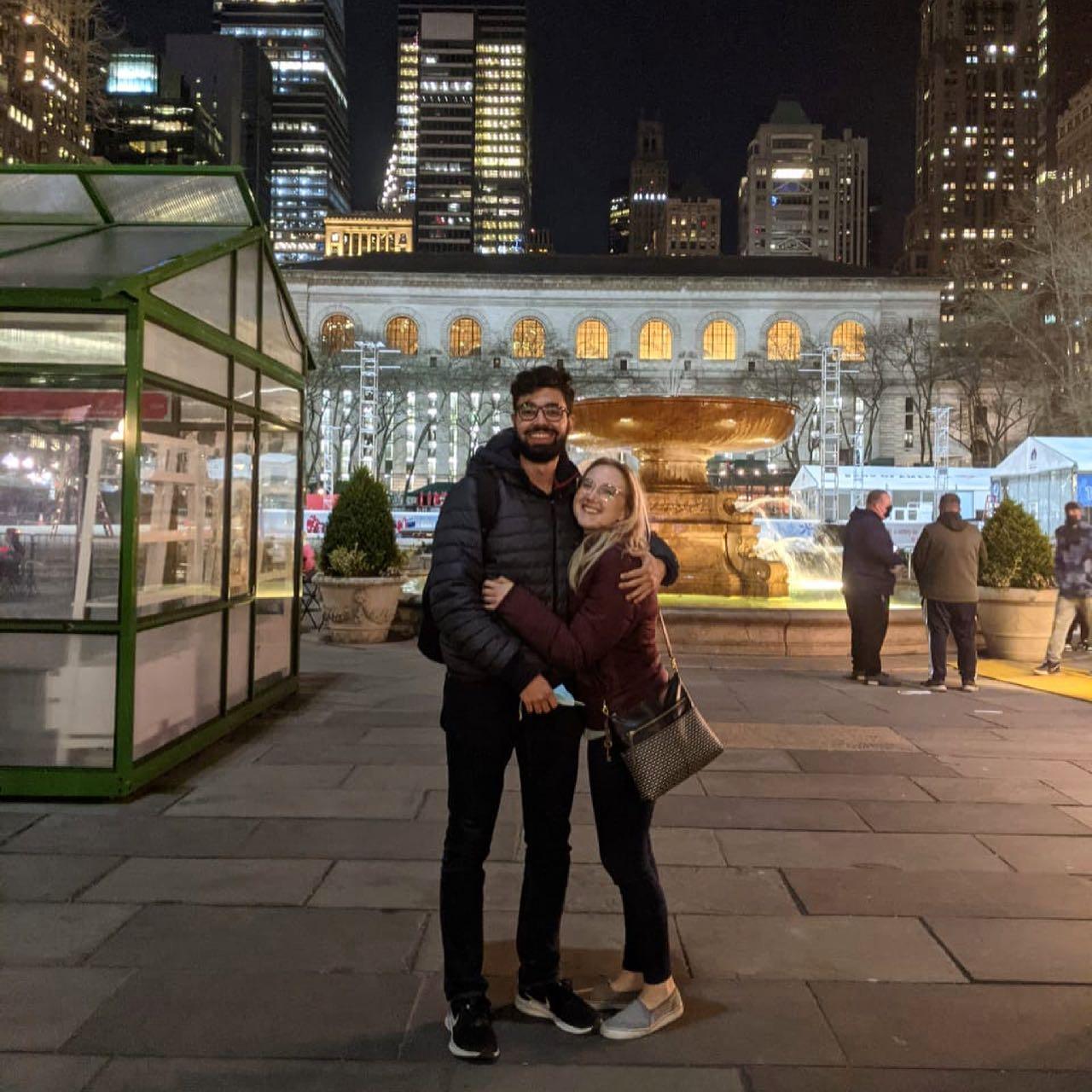Pedro came to visit Ellie when she lived in New York City.