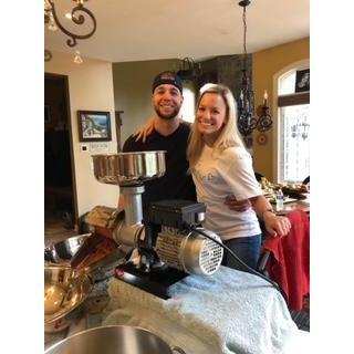 Let's make-a-the sauce!