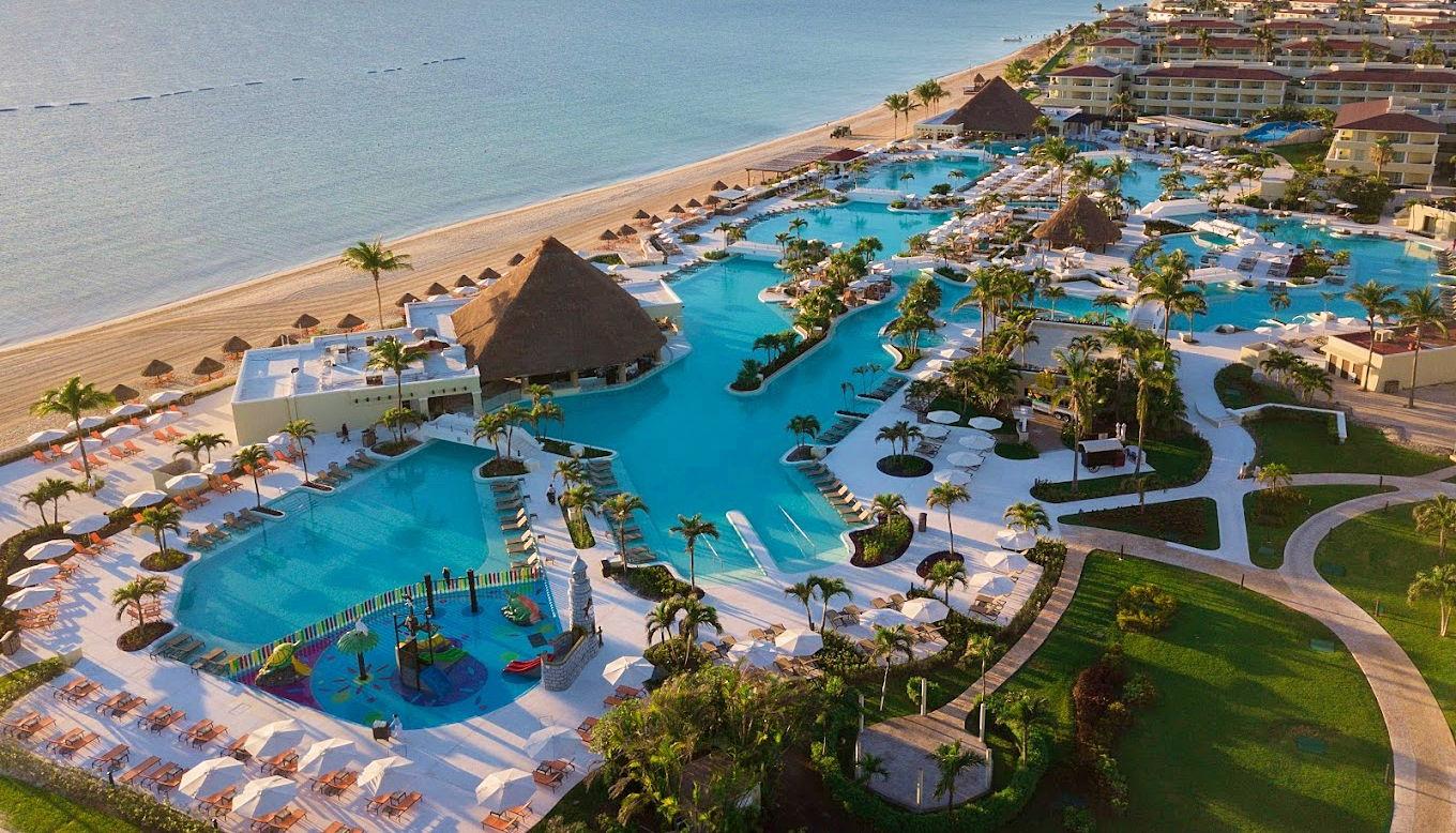 The Wedding Website of Ariz Posada and Roger Barraza