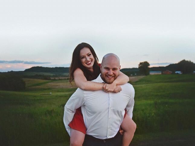 The Wedding Website of Tara Miller and Austin Cooley