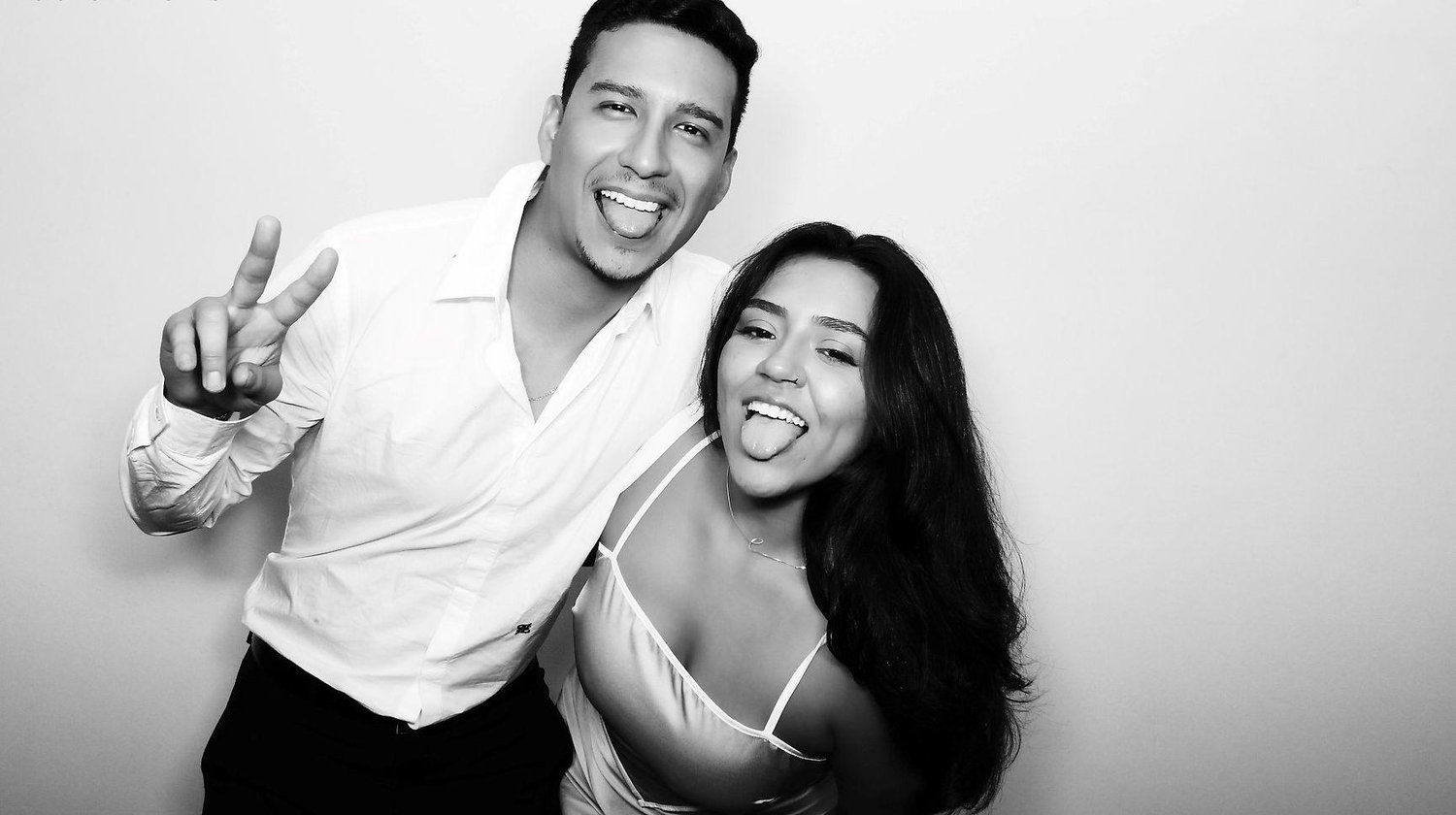The Wedding Website of Diamelly Aranda and Anthony Miranda