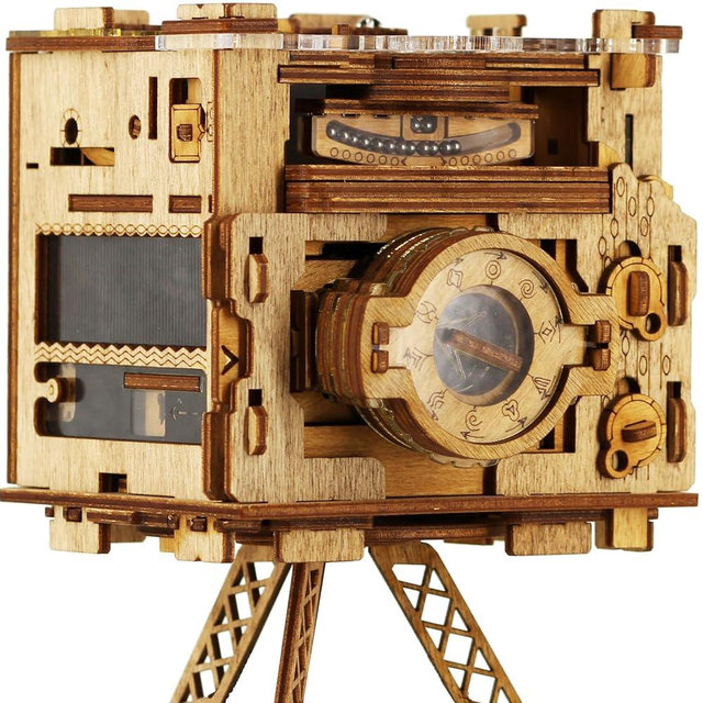 iDventure Cluebox PRO - Sherlock's Camera - Escape Room Game - sequential Puzzle Box - 3D Wooden Puzzle for Adults - Brain Teaser - Birthday Gift Gadget for Men and Women - Money Box