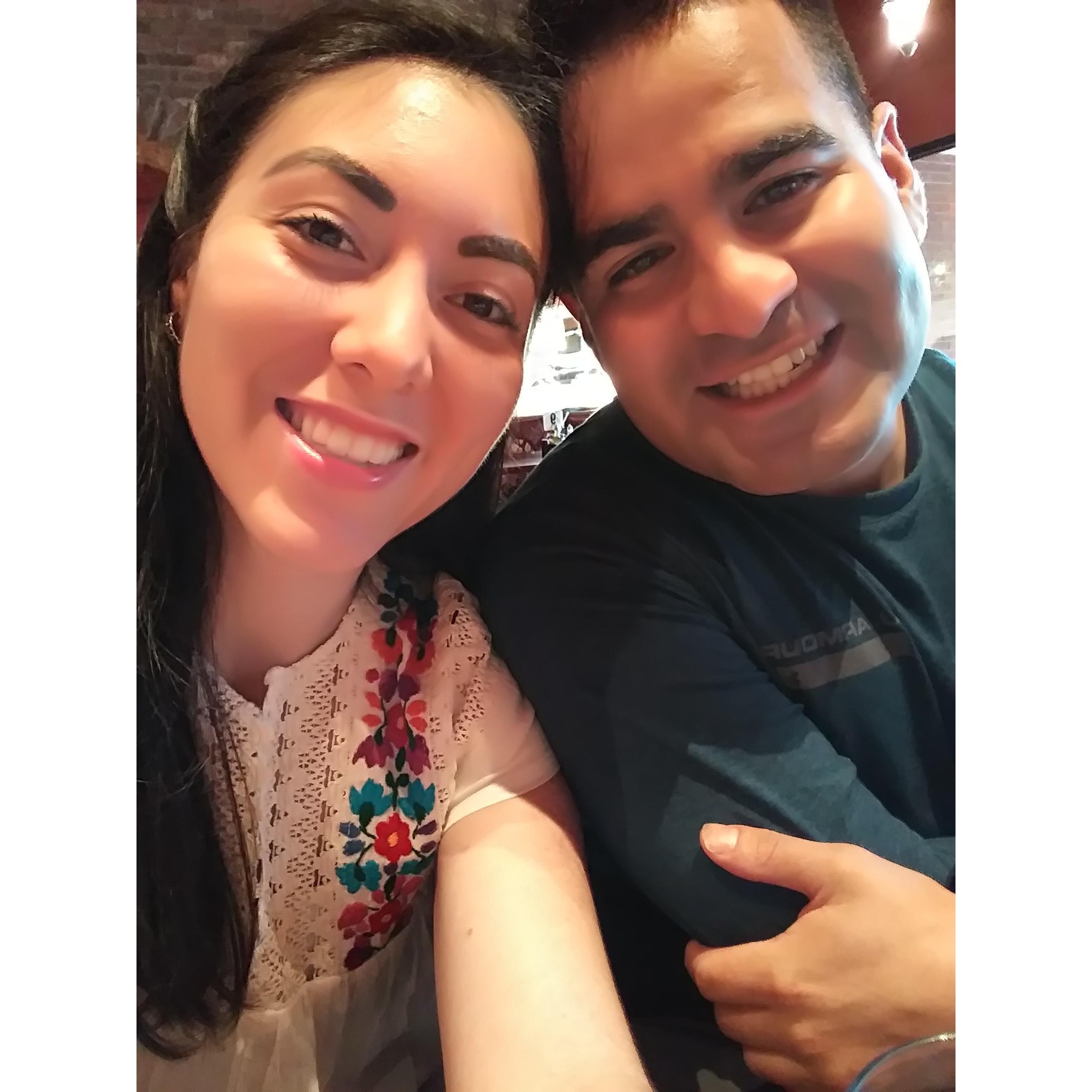 I didn't know that this handsome would be planning a surprise just 2 days later... our engagement ❤️