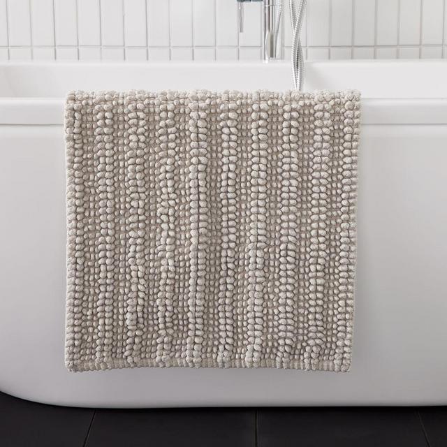 Organic Chenille Stripe Bath Mat, Frost Gray, 20"x34"