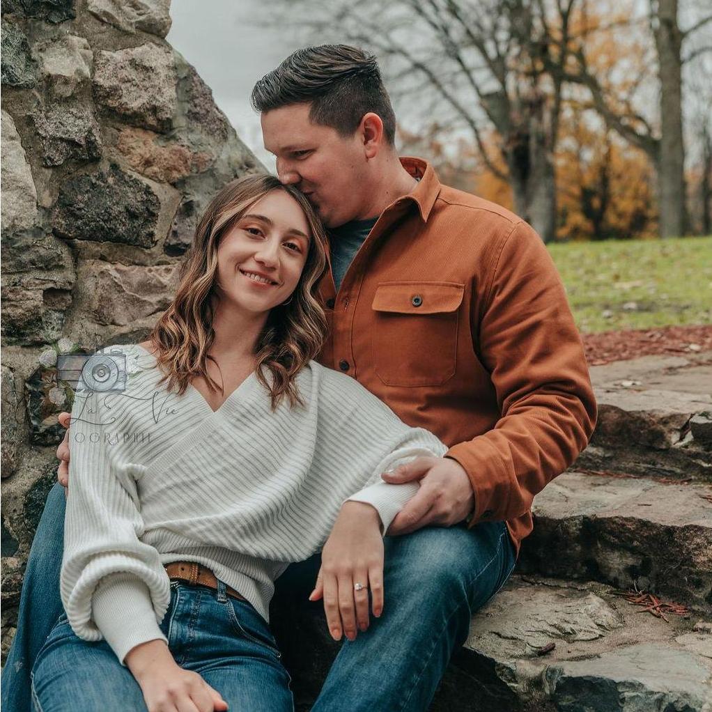 https://clvphotographie.pixieset.com/sarahanddakota/