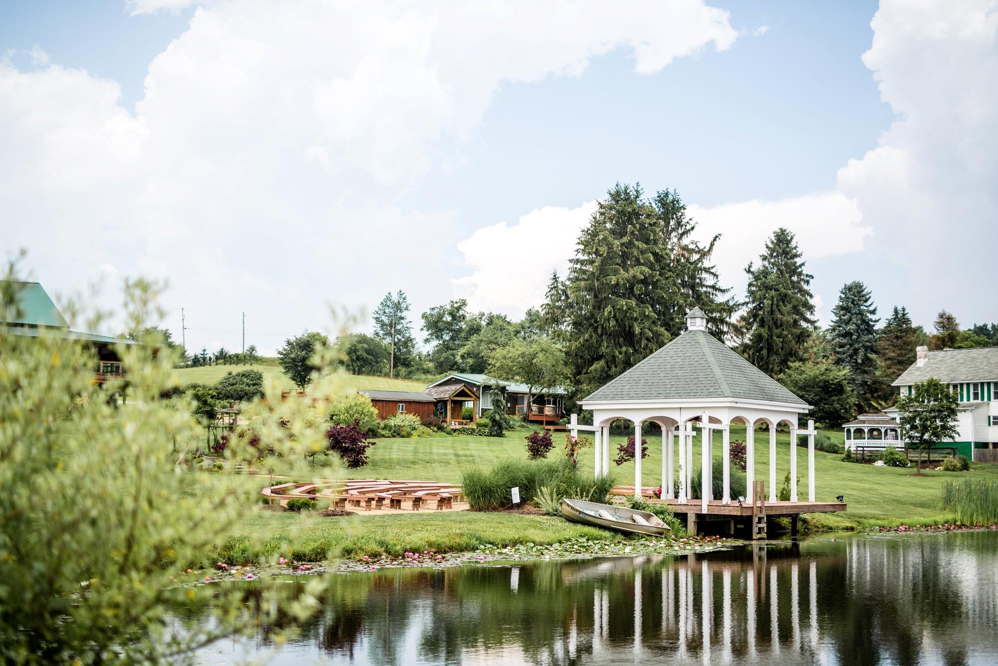 The Wedding Website of Michaela Bracken and Alec Freytag