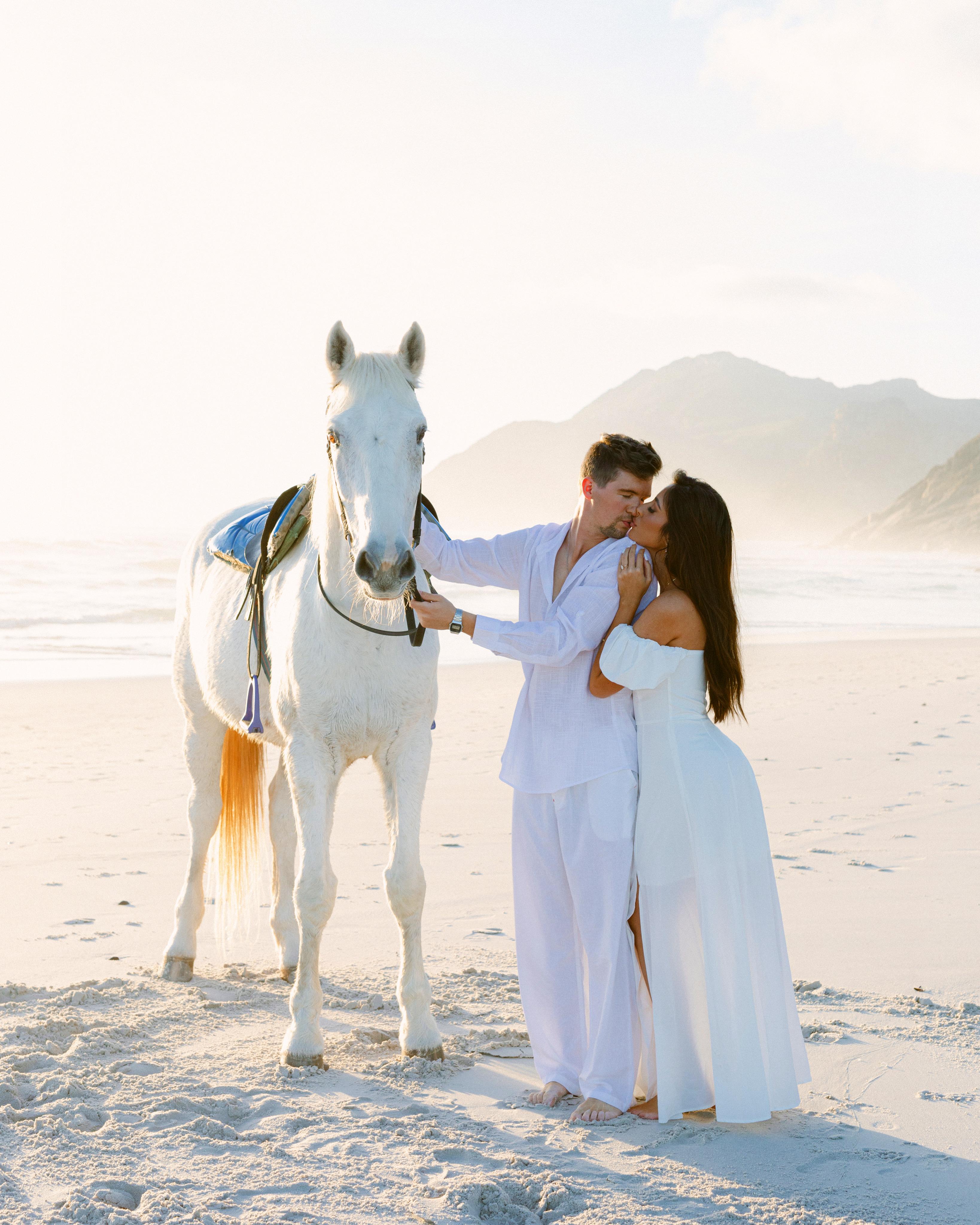 The Wedding Website of Bruna Samary and Edward Smit