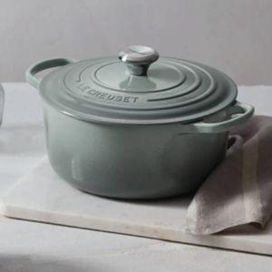 Signature Round Dutch Oven - Sea Salt, 5 1/2 qt.