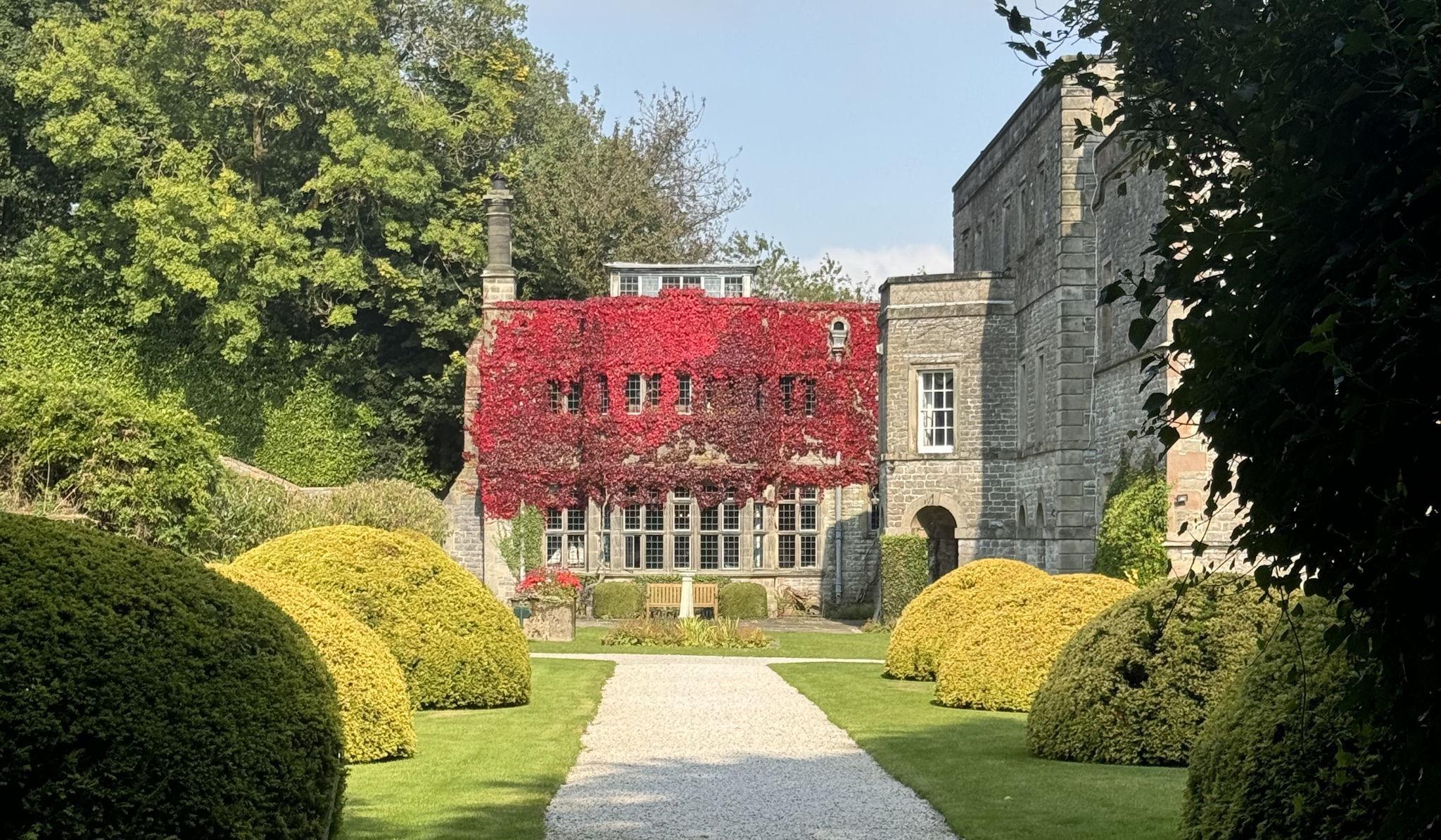 The Wedding Website of Jessica Miller and Callum Bradbury