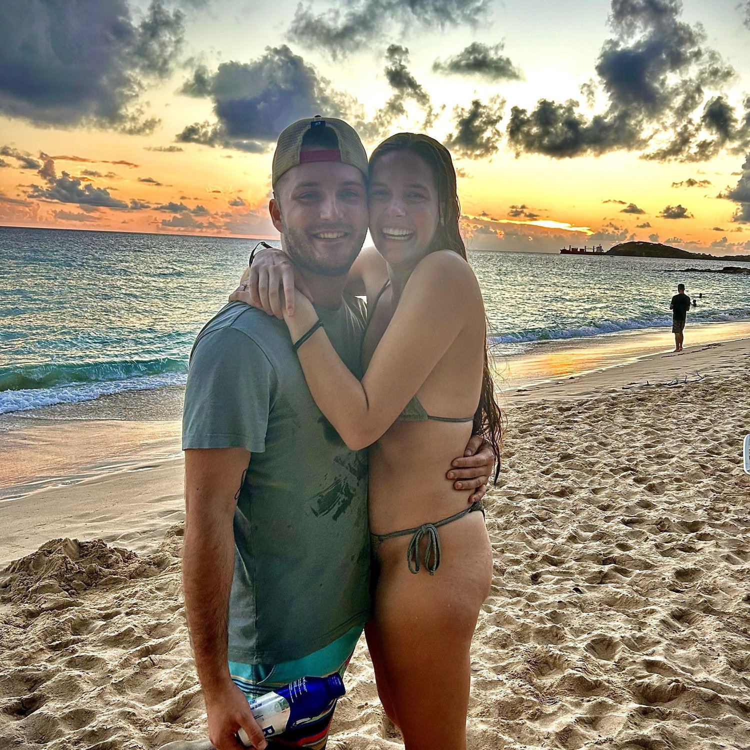 Engaged on the Islands - December 2025