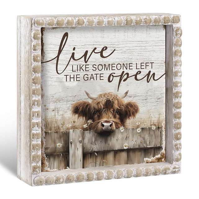 Yousoontic Highland Cow Farmhouse Bathroom Decor Wooden Sign Rustic Western Bathroom Decor 6 Inch Funny Restroom Decorative Plaque for Home Kitchen Shelf Table (Live Like Someone Left the Gate Open)