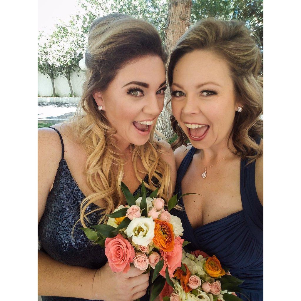 Melanie (one of Amy's besties and travel buddy) & Amy - best photos are over bouquets!