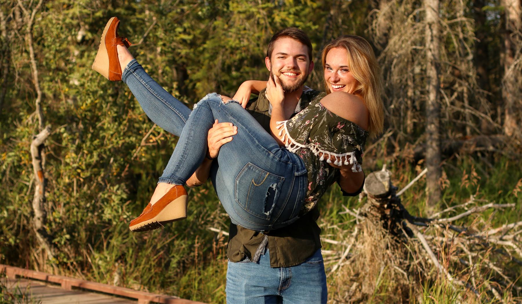 The Wedding Website of Elizabeth Freeland and Gunner Lewis