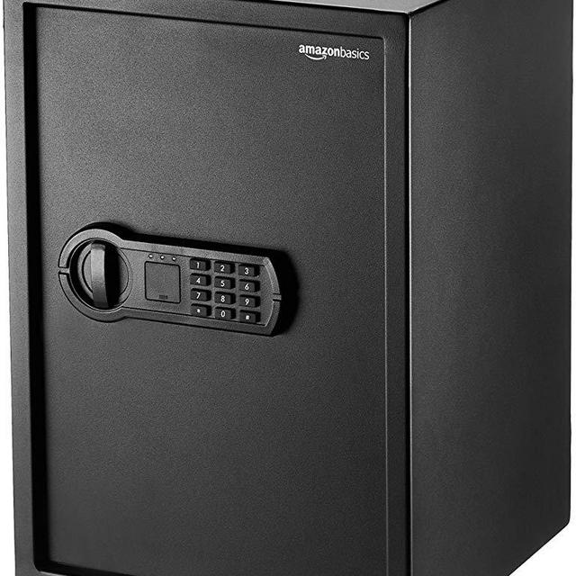 AmazonBasics Home Keypad Safe - 1.8 Cubic Feet, 13.8 x 13 x 19.7 Inches, Black - 50SAM