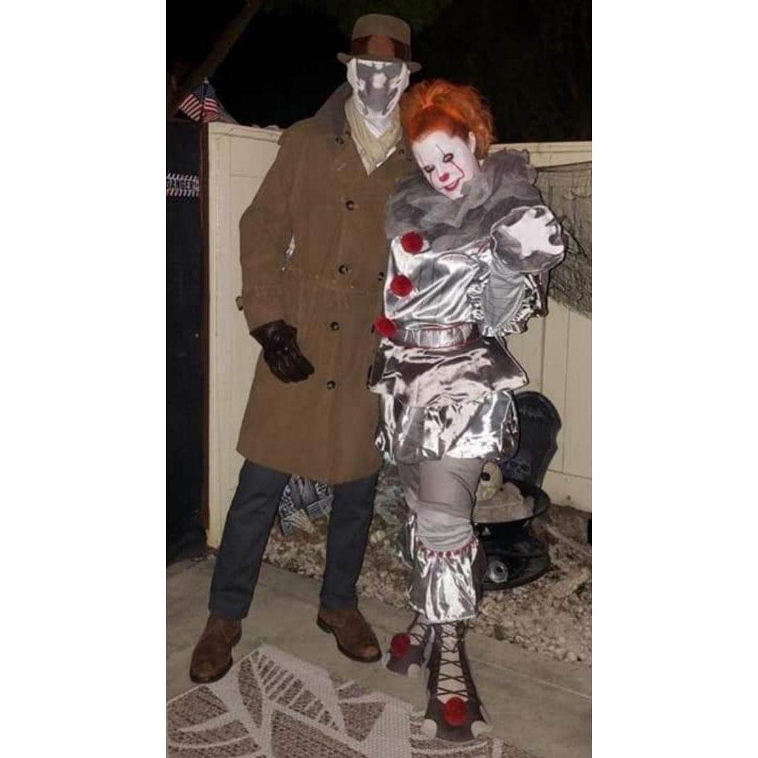 We love Halloween!!!